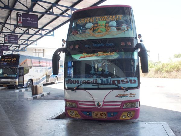 プーケットからカオラック、クラビ、バンコクへの交通手段と料金