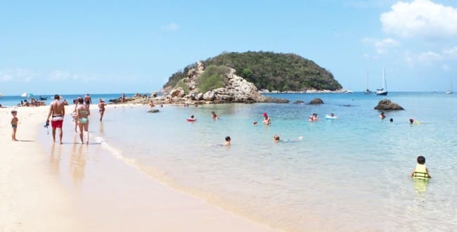 ヤヌイビーチ・プーケット