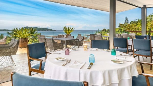 非公開: エトス( etHo’s Restaurant & Lounge)-フュージョン＆インターナショナル料理